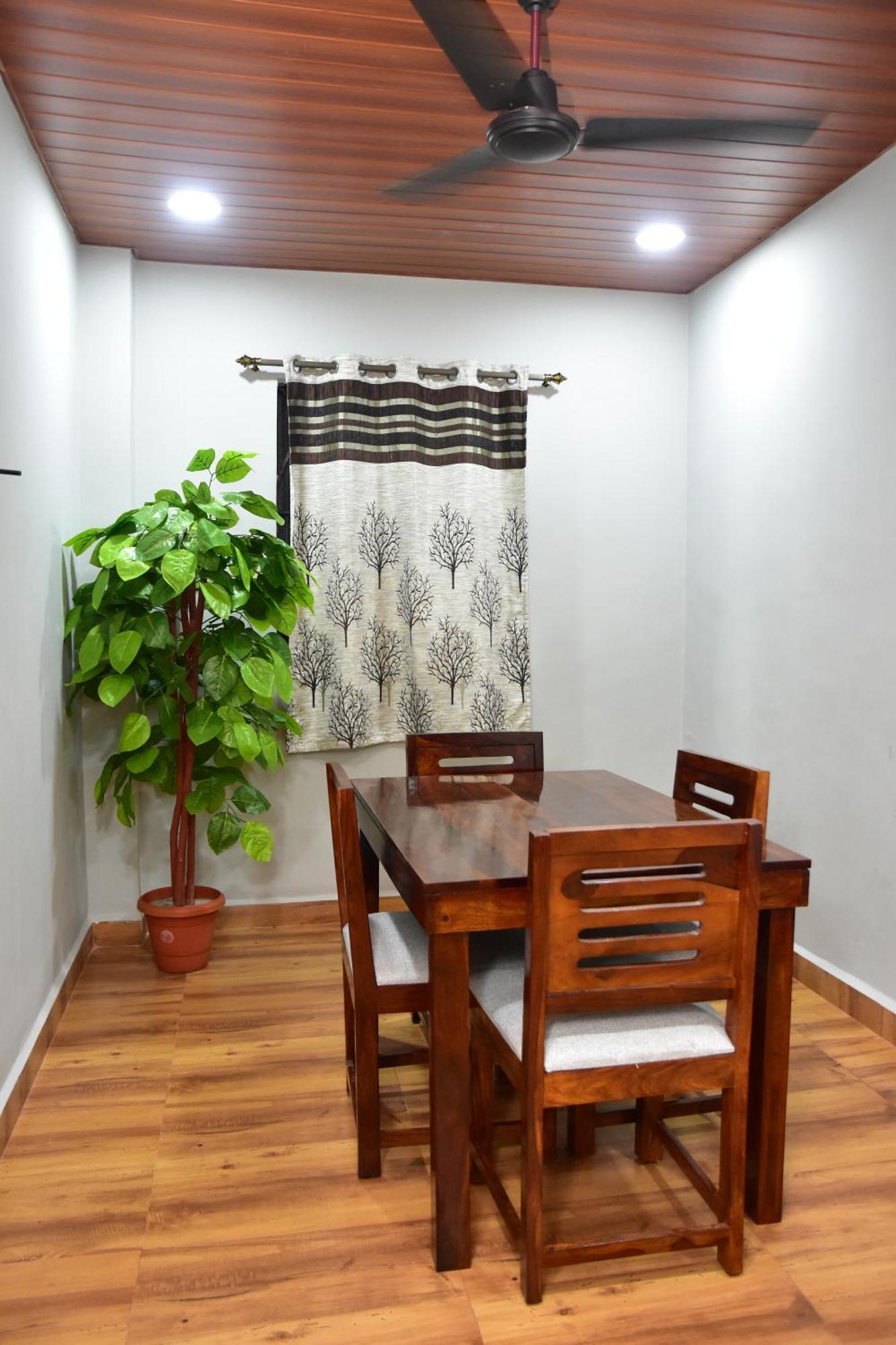 Valerys Nest Bogmalo - Private Villa Near The Beach And Dabolim Airport Extérieur photo