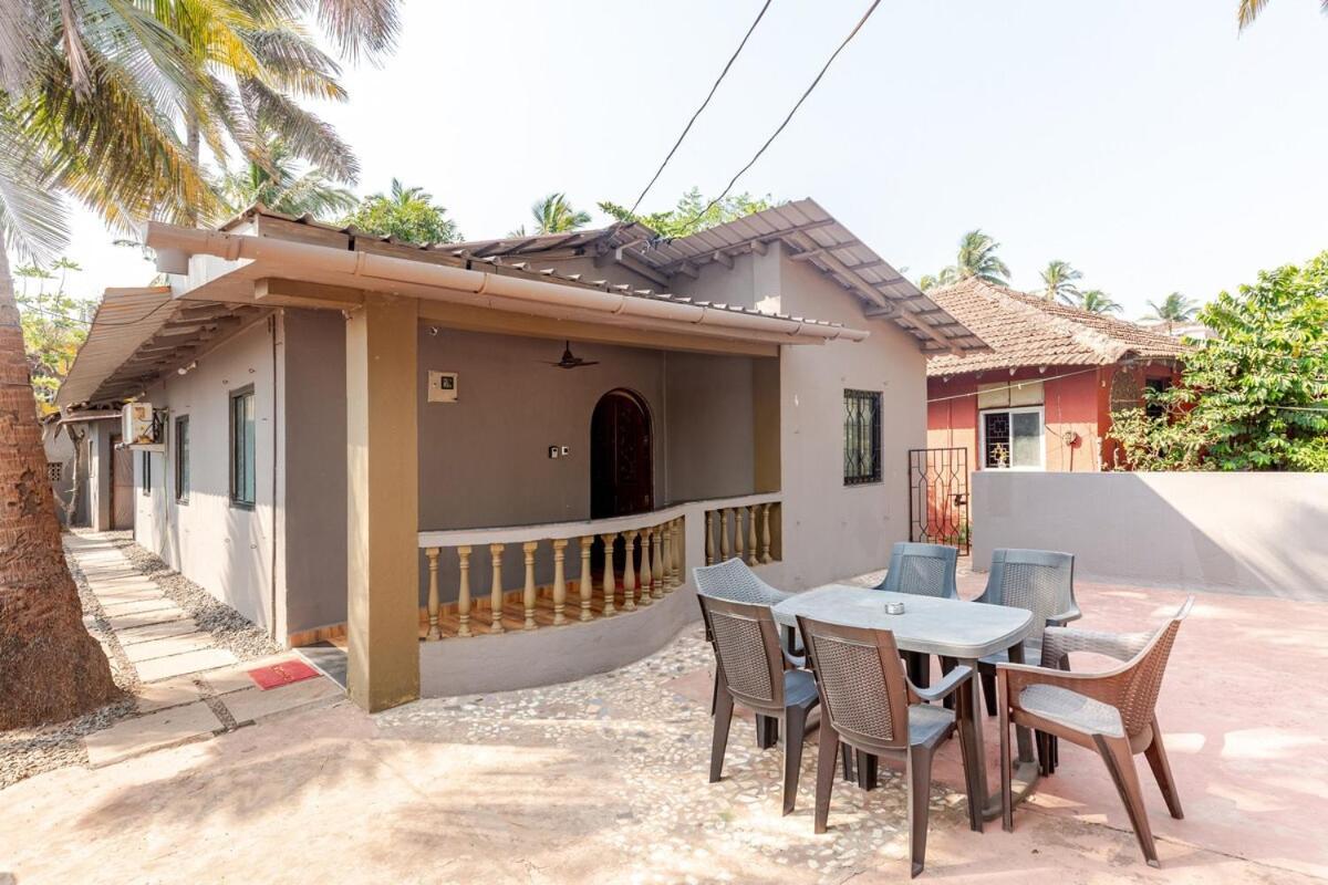 Valerys Nest Bogmalo - Private Villa Near The Beach And Dabolim Airport Extérieur photo
